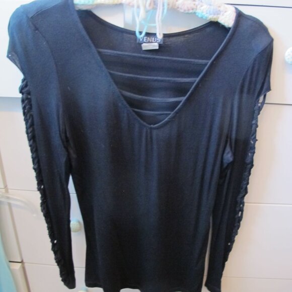 venus Black long sleeve top with arm cut outs and sexy neckline size medium - Picture 2 of 9